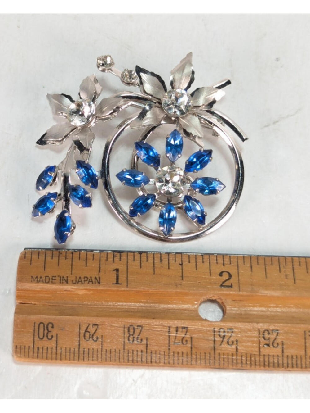 VTG Blue Sapphire & Clear Glass Rhinestone Brooch Pin 2" Retro Glam Flower Bling - Picture 9 of 9